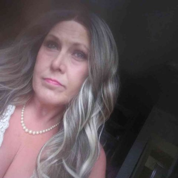 Meet your Posher, Robin - Picture 1 of 1